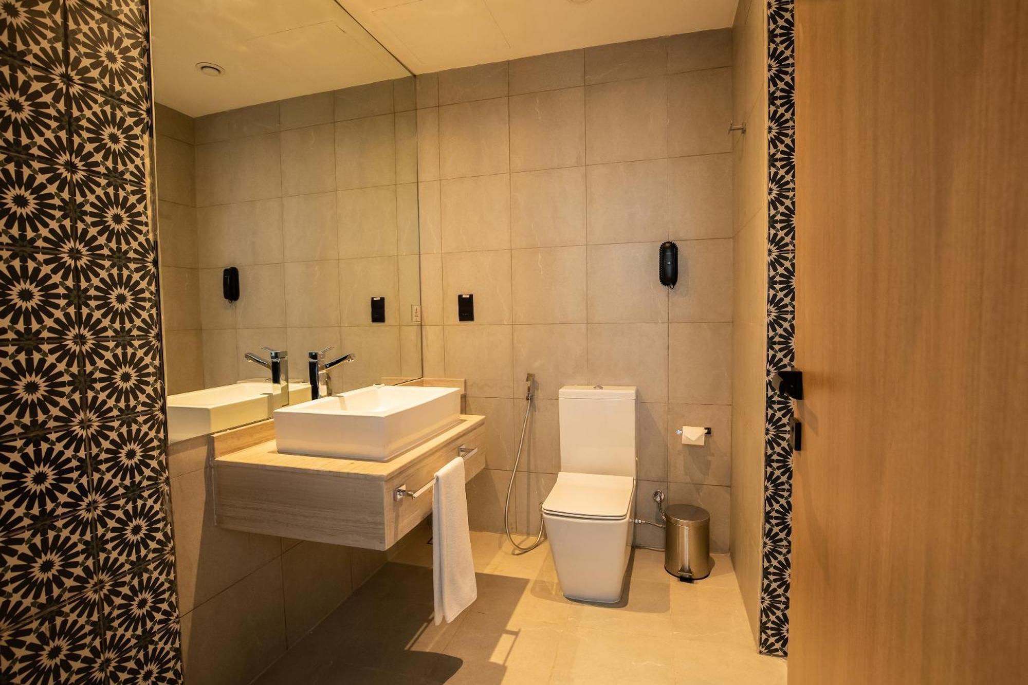 Grand Kingsgate Jaddaf Waterfront By Millennium Готель Дубай