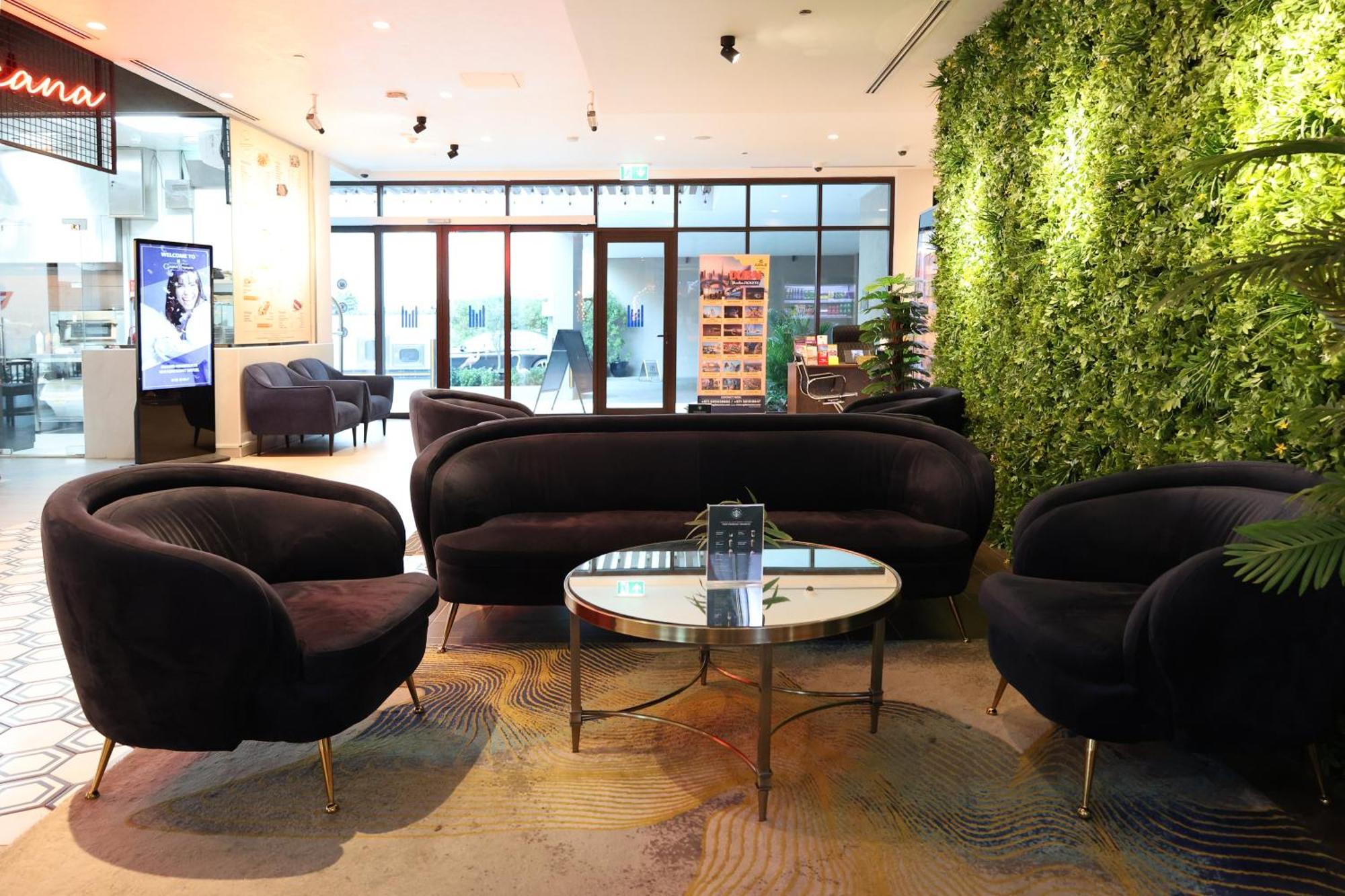 Готель Grand Kingsgate Jaddaf Waterfront By Millennium 4*